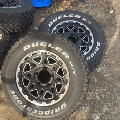 ジムニーシエラ1500のタイヤホイール付き（LT215/75R15）