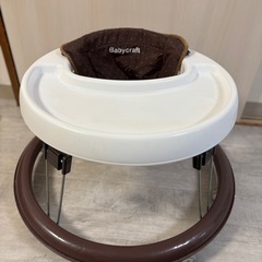 ベビーウォーカー（歩行器）
