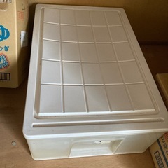 引き出し型収納ケース