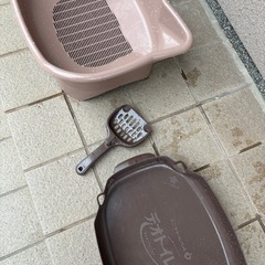 値下げしました。猫ちゃん用品　トイレ、ペットフードなど