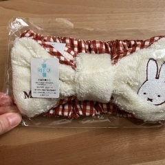 新品　未使用　ミッフィ　ヘアバンドの画像
