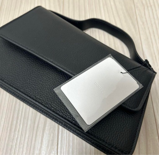 nouer 牛革　郵送可　新品未使用品　送料込　販売価格19,000円(税込)