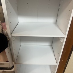 カラーボックス　白　3つあります