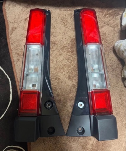 ホンダ N-VAN JJ1/JJ2 テールランプ 左右セット 新車外し