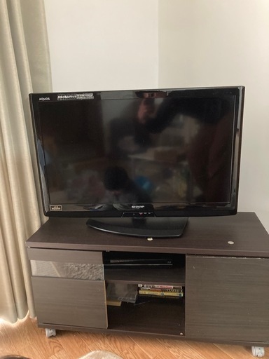 SHARP 32型テレビ