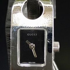 可愛いです‼️【D11】GUCCI 腕時計 6100L の画像