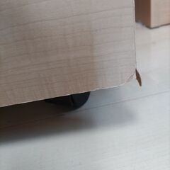 木製 子供絵本棚 おもちゃ入れの画像