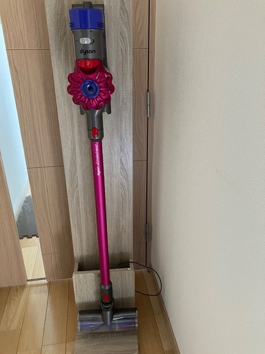 Dyson V7 スタンド付き　 掃除機　ダイソン