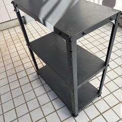 スチールラックの画像
