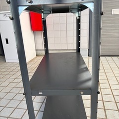 スチールラックの画像