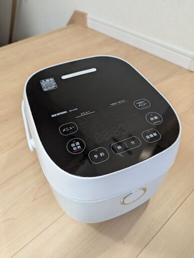 炊飯器 5.5合 アイリスオーヤマ