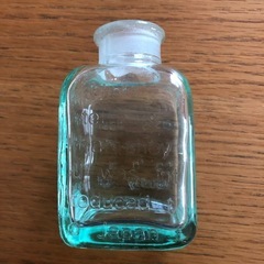 おしゃれ雑貨　ガラス瓶の画像