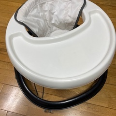 ベビー歩行器の画像