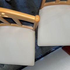 ♦︎お引渡し完了 ¥3,500♦︎【早い者勝ち！美品】★ダイニングチェア 2脚★しっかりとした作り★座面へたり無し。設置後、着座は数回ですの画像
