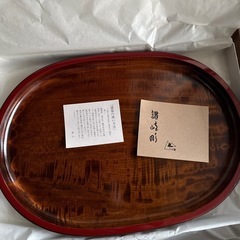 讃岐彫漆器のお盆の画像