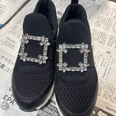 vivian スニーカー　24センチの画像