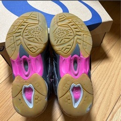 ミズノバレーボールシューズミドルカット☆23センチの画像