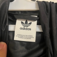 adidas ナイロンジャケット　Lサイズの画像
