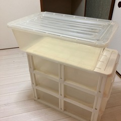 衣装ケース×2の画像