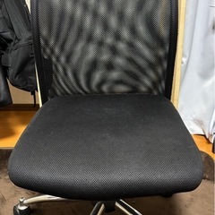 キャスター付き椅子　昇降可能　