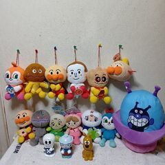 本日受け渡し決定！　アンパンマンぬいぐるみ13個＆ビニールフィギュア3個セットの画像