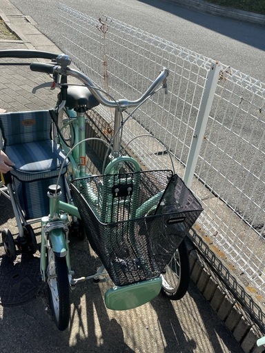 ほとんど未使用三輪自転車