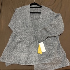 新品未使用カーディガン