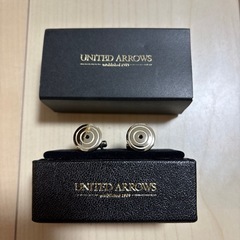 新品未使用　UNITED ARROWS カフス  の画像