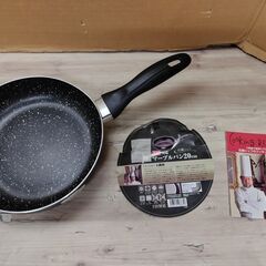 未使用品　美品　フライパン　IH対応　マーブルパン20㎝　石鍋シ...