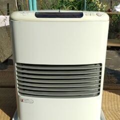 石油ファンヒーター　KD-257V