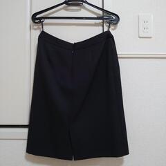 黒のスーツの画像