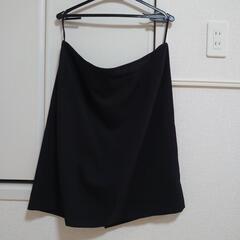 黒のスーツの画像