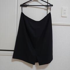 黒のスーツの画像