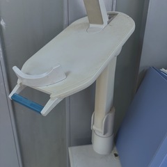 コクヨ　リフトタイプ電話台