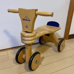 ボーネルンド　バイク　三輪車　四輪車