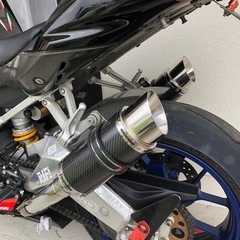 決まりました。aprilia RSV1000R factoryの画像