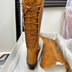 本革ブーツの画像