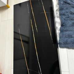 大理石調テーブル