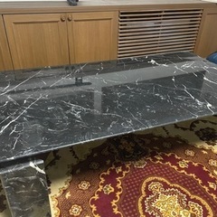 天然大理石テーブル