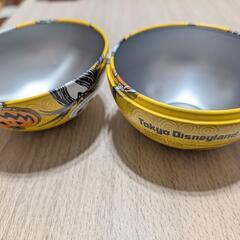ナイトメア 丸い缶容器の画像