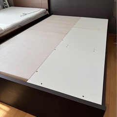 ニトリ　収納付きセミダブルベッド