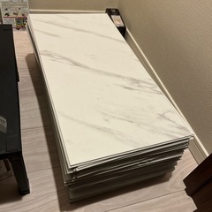 フロアタイル　置くだけ　