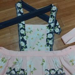 ◆【中古】　《 ＬＡＮＶＩＮ・エプロン 》  ●ピンク系/エーデルワイス柄。　の画像