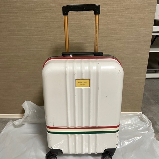 ベネトン BENETTON スーツケース 35×55×24　中古　現状　広島市　南区 BENETTON ベネトンキャリーケーストランク (はぴ) 田沼のその他の中古