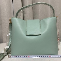 しまむら バッグ 2個セット 新品未使用 ベージュ グリーンの画像