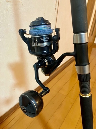 ショアジギング  ロッドとリールです。釣竿