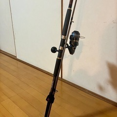 ショアジギング  ロッドとリールです。釣竿の画像