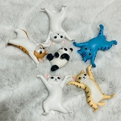 値下げしました！猫ペン置き　ガチャ　5個の画像