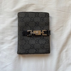 GUCCI 二つ折り財布