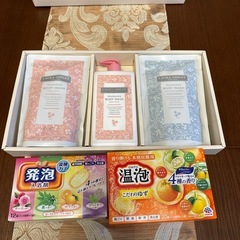 新品未使用品　ボディーソープと薬用8泡入浴剤